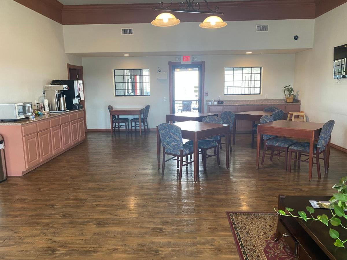 Yorktown Southern Inns And Suites Now Offering Rv Spaces For Rent מראה חיצוני תמונה