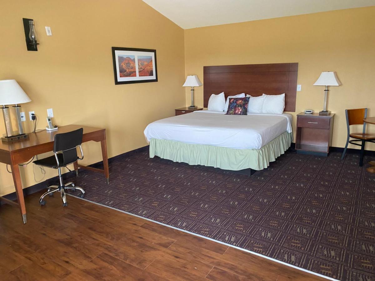 Yorktown Southern Inns And Suites Now Offering Rv Spaces For Rent מראה חיצוני תמונה